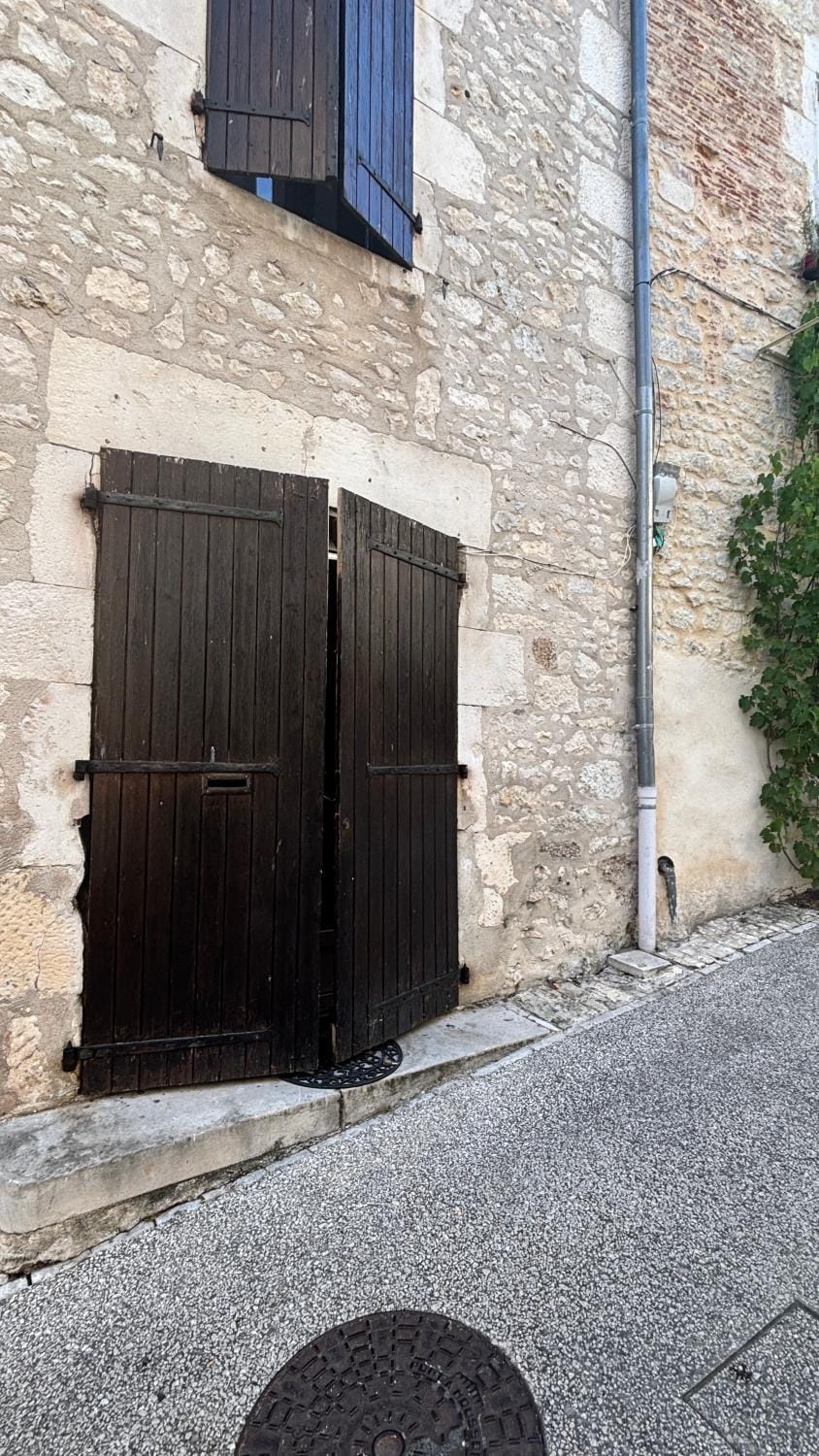 Charmant studio Alchimie Apartment in Souillac