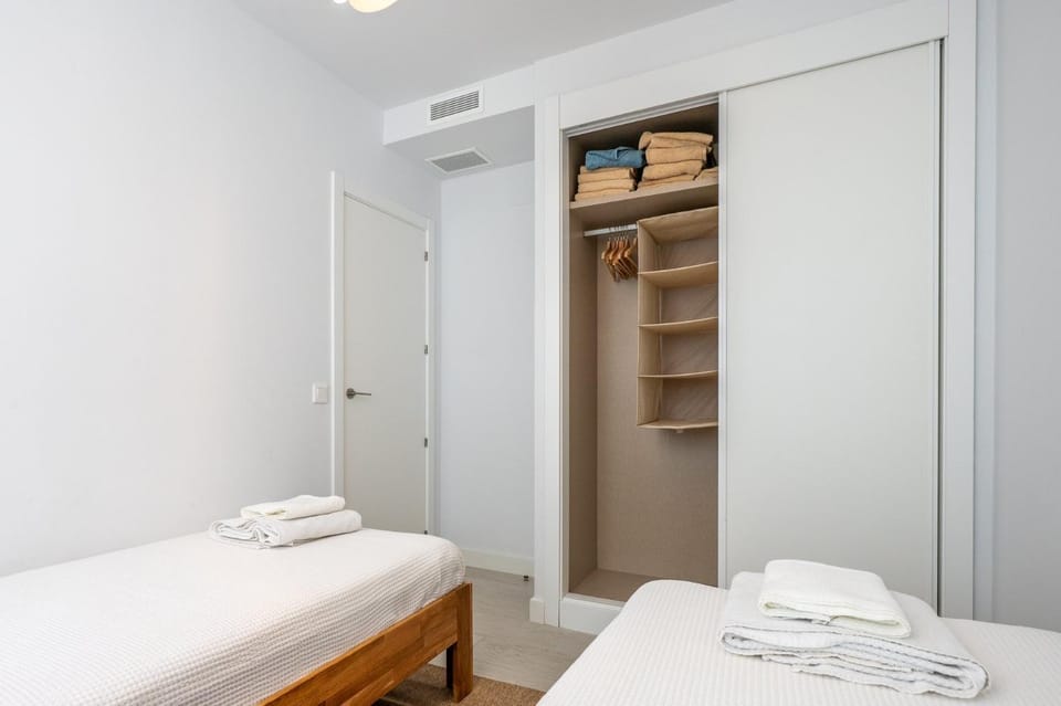 Bed, Bedroom, wardrobe