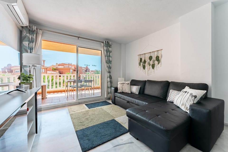 TV and multimedia, View (from property/room), Balcony/Terrace, Living room, Dining area, air conditioner