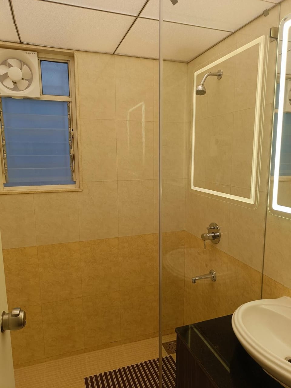 Luxe Pvt Villament-3BHK-2 min Balewdi High Street Apartment in Pune