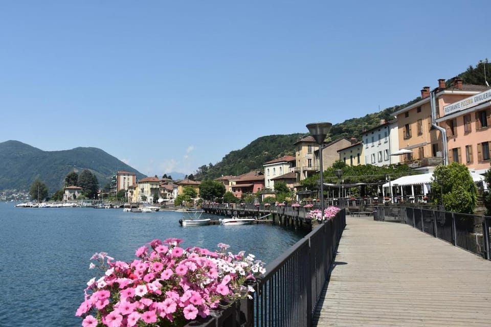 Neighbourhood, Area and facilities