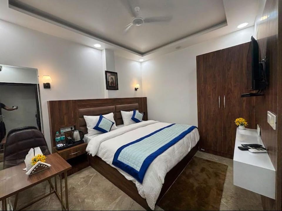 B&B International Airport Hotel Hotel in New Delhi