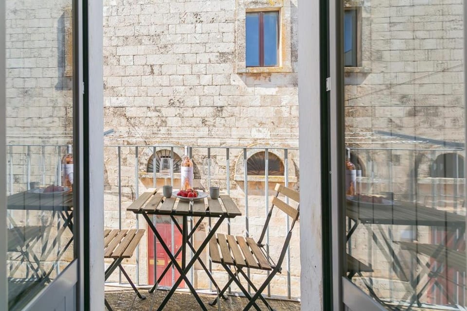 Dimora Giulia - Designer Townhouse with Balcony House in Ceglie Messapica