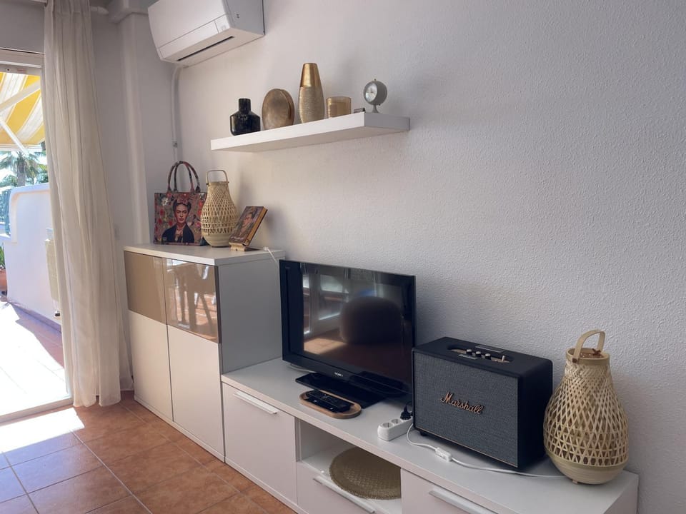 Property building, Living room