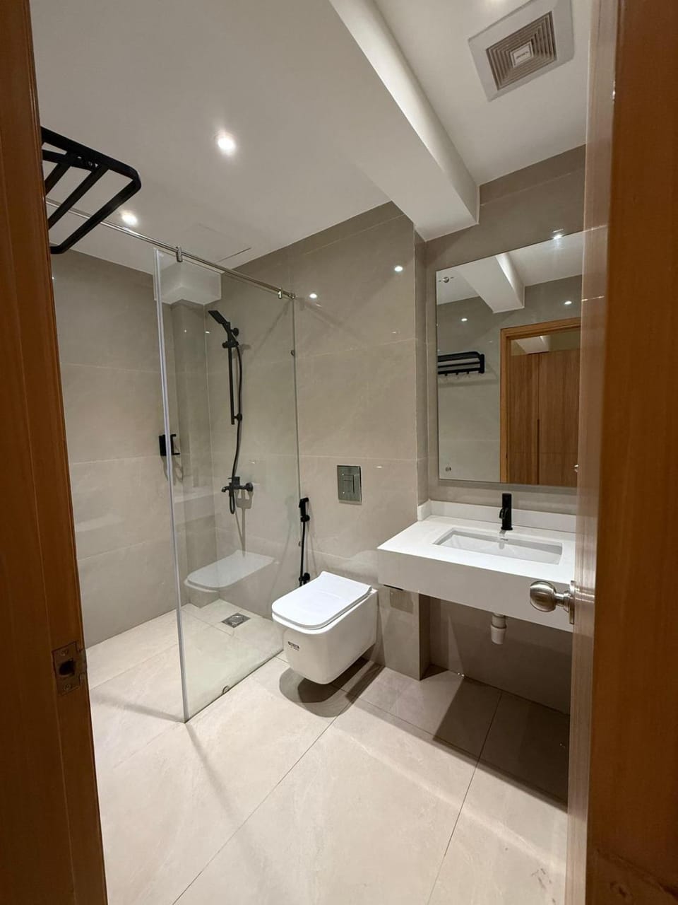 Shower, Bathroom, towels