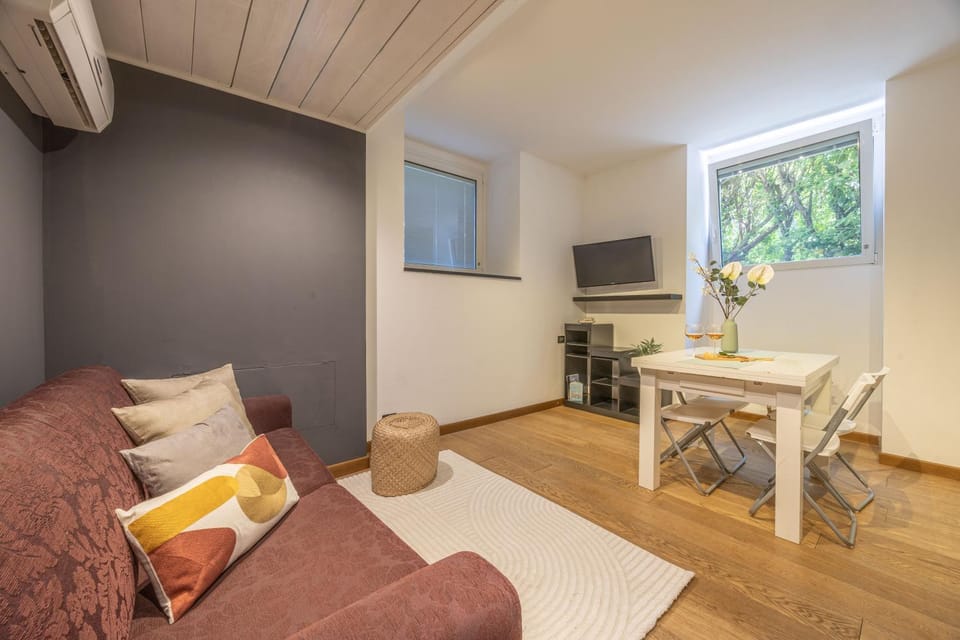 TV and multimedia, Decorative detail, kitchen