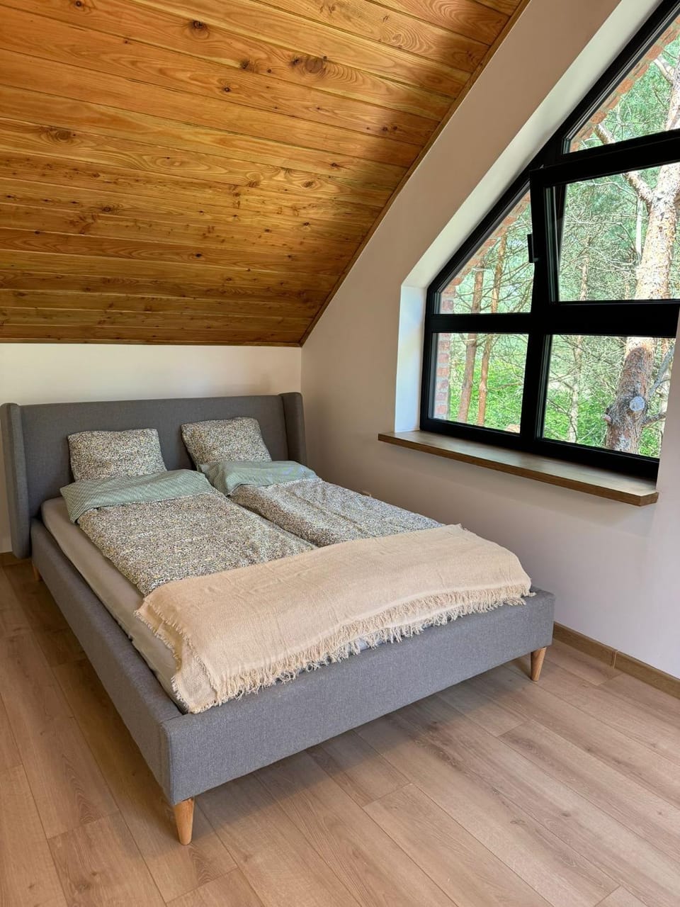 LUKSUSOWE DOMKI NAD JEZIOREM Zapach Sosny Bartoszylas Jacuzzi Sauna Kaszuby House in Pomeranian Voivodeship