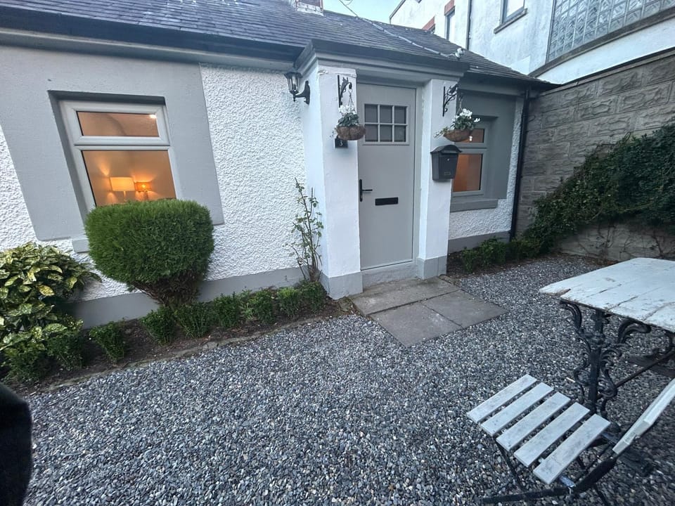 Property building, Garden view