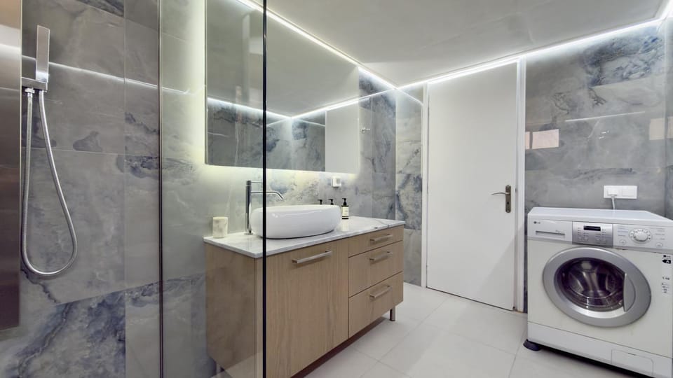 Shower, Bathroom, washing machine