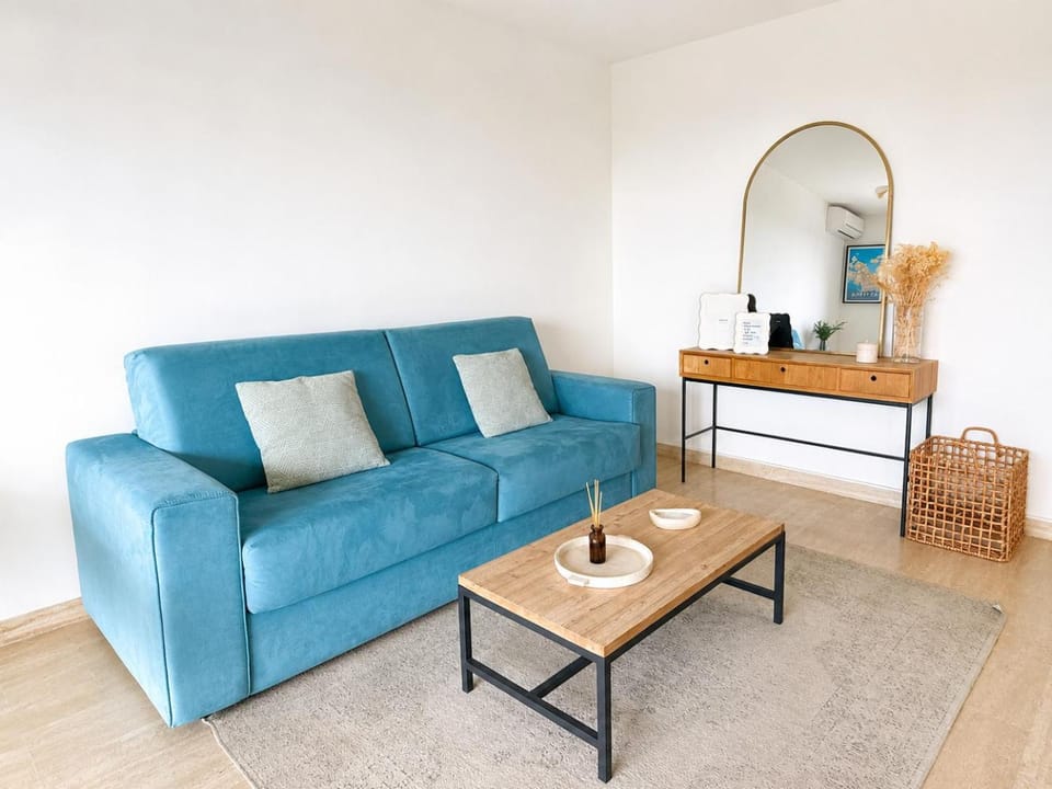 Communal lounge/ TV room, Living room, Lounge or bar, Seating area
