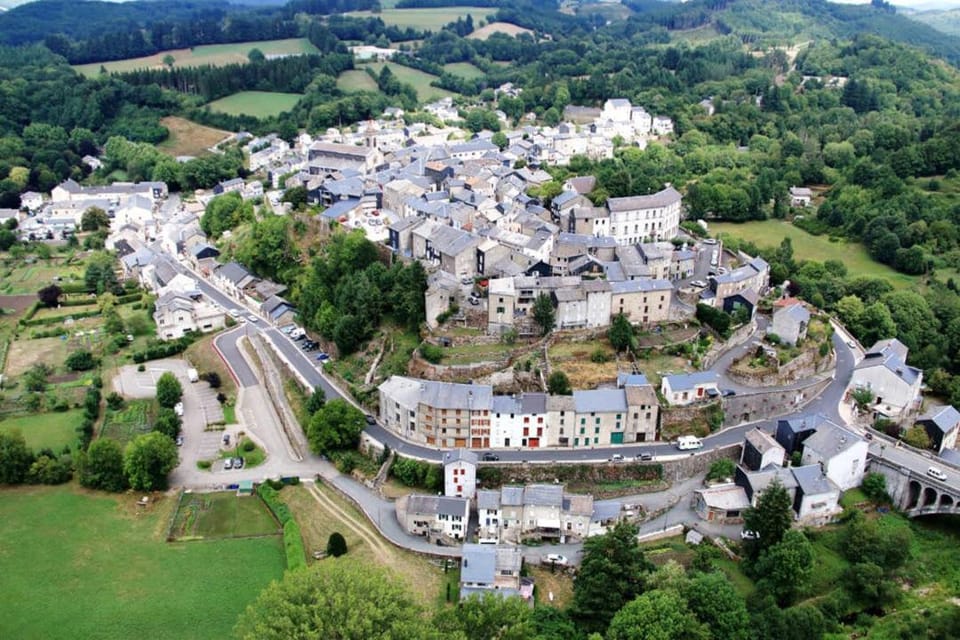 Emplacement nature avec Electricité Campground/ 
RV Resort in Occitanie