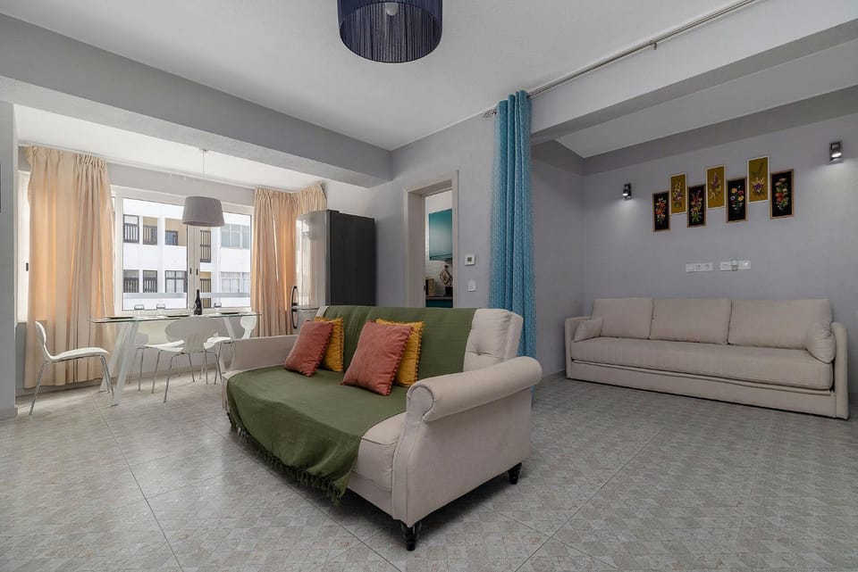 Beach Escape - Armação de Pera Apartment in Faro District