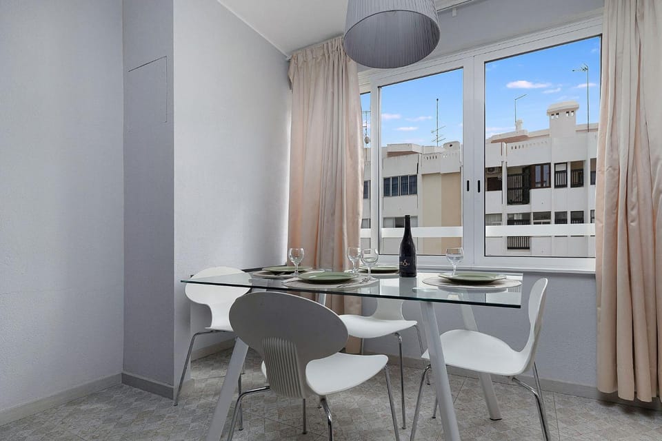 Beach Escape - Armação de Pera Apartment in Faro District
