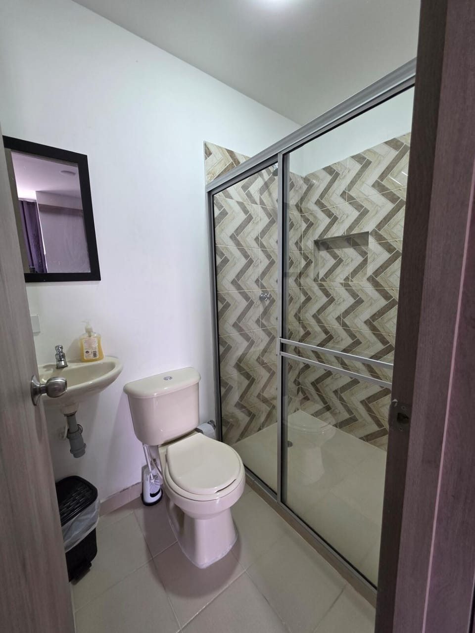 Apartaestudio 102 moderno, cómodo y tranquilo Apartment in Tuluá