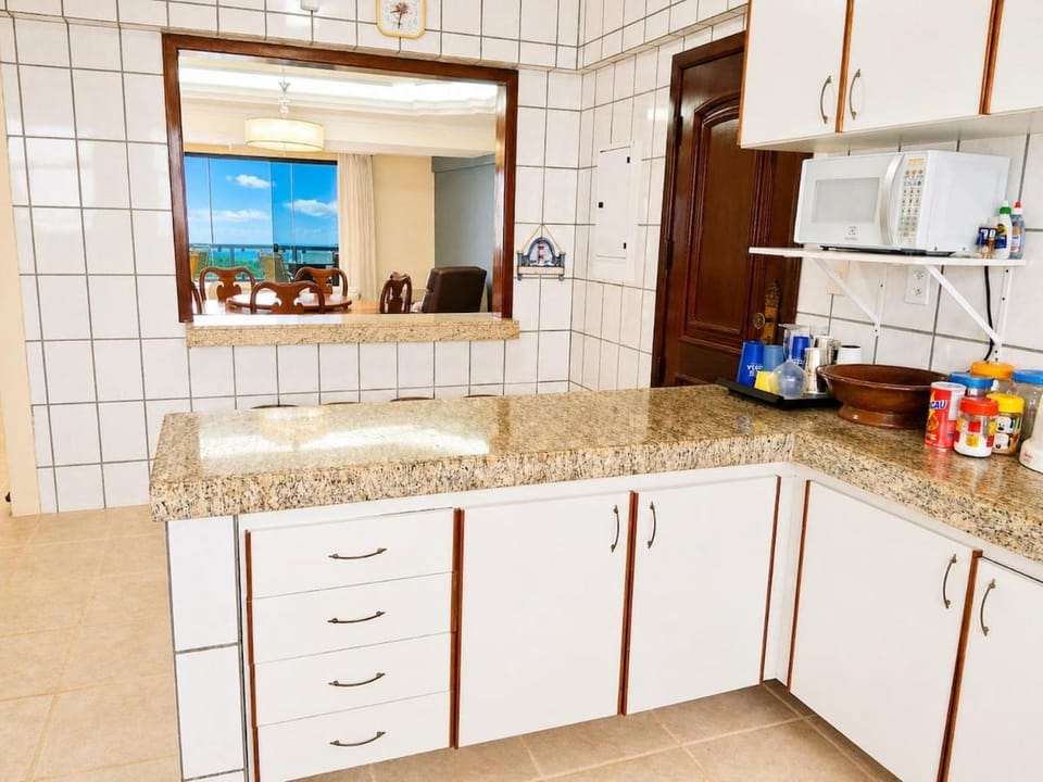 Cobertura Duplex Luxo Vista Panorâmica Atalaia Apartment in State of Pará