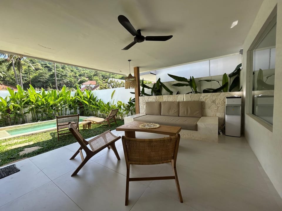 Communal lounge/ TV room, Seating area