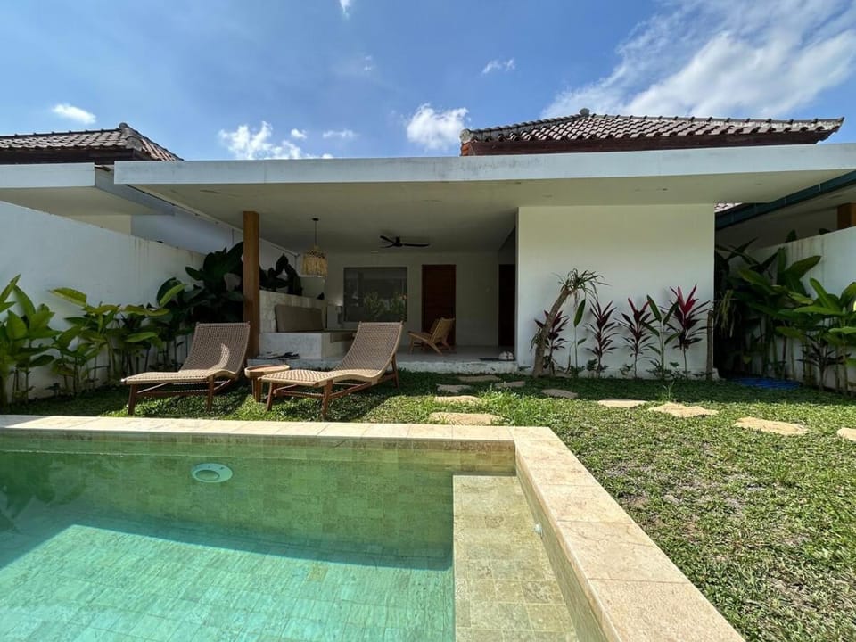 Garden, Balcony/Terrace, Swimming pool