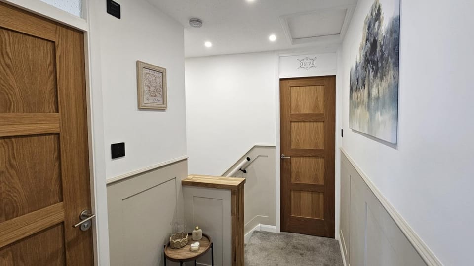 Bathroom, Bedroom