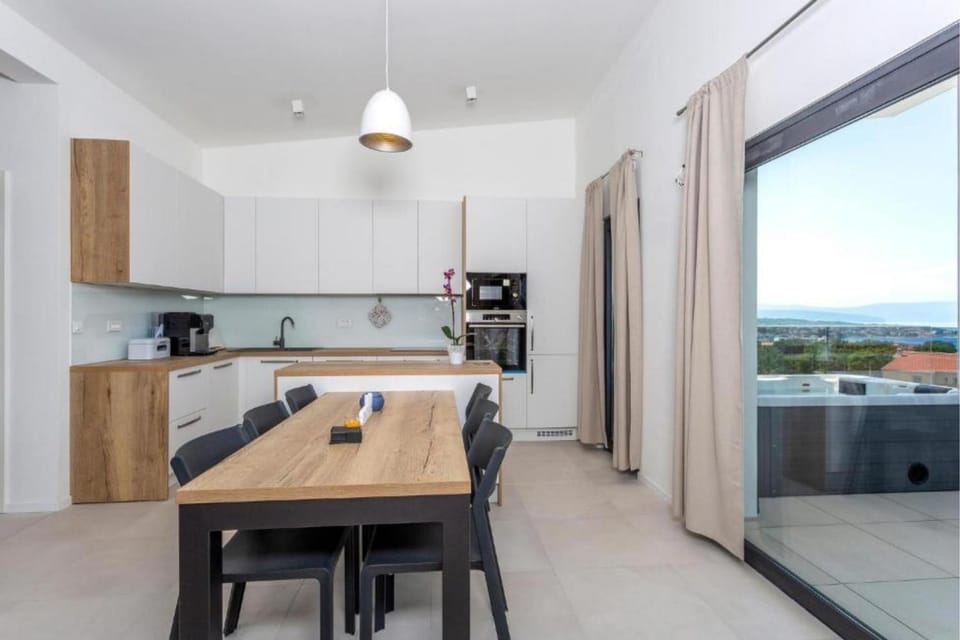 Coffee/tea facilities, Kitchen or kitchenette, oven, toaster, kitchen