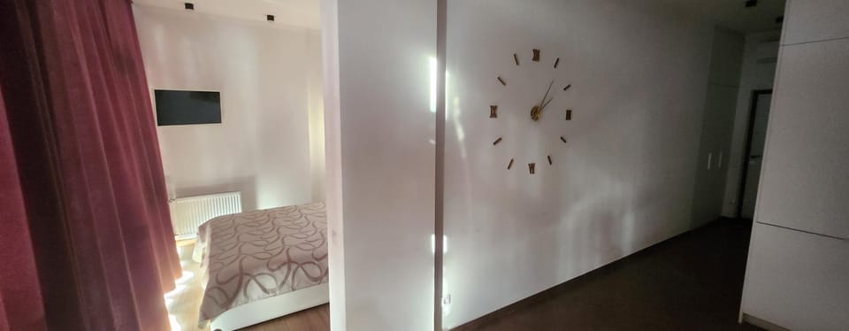 Platinum White 135, 32м Apartment in Odessa
