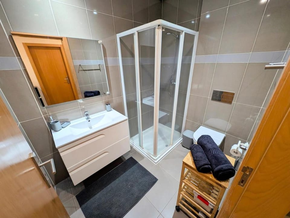 Modern 1BdR Apartment in Cidadela - AC and Fast Wi-Fi Apartment in Praia