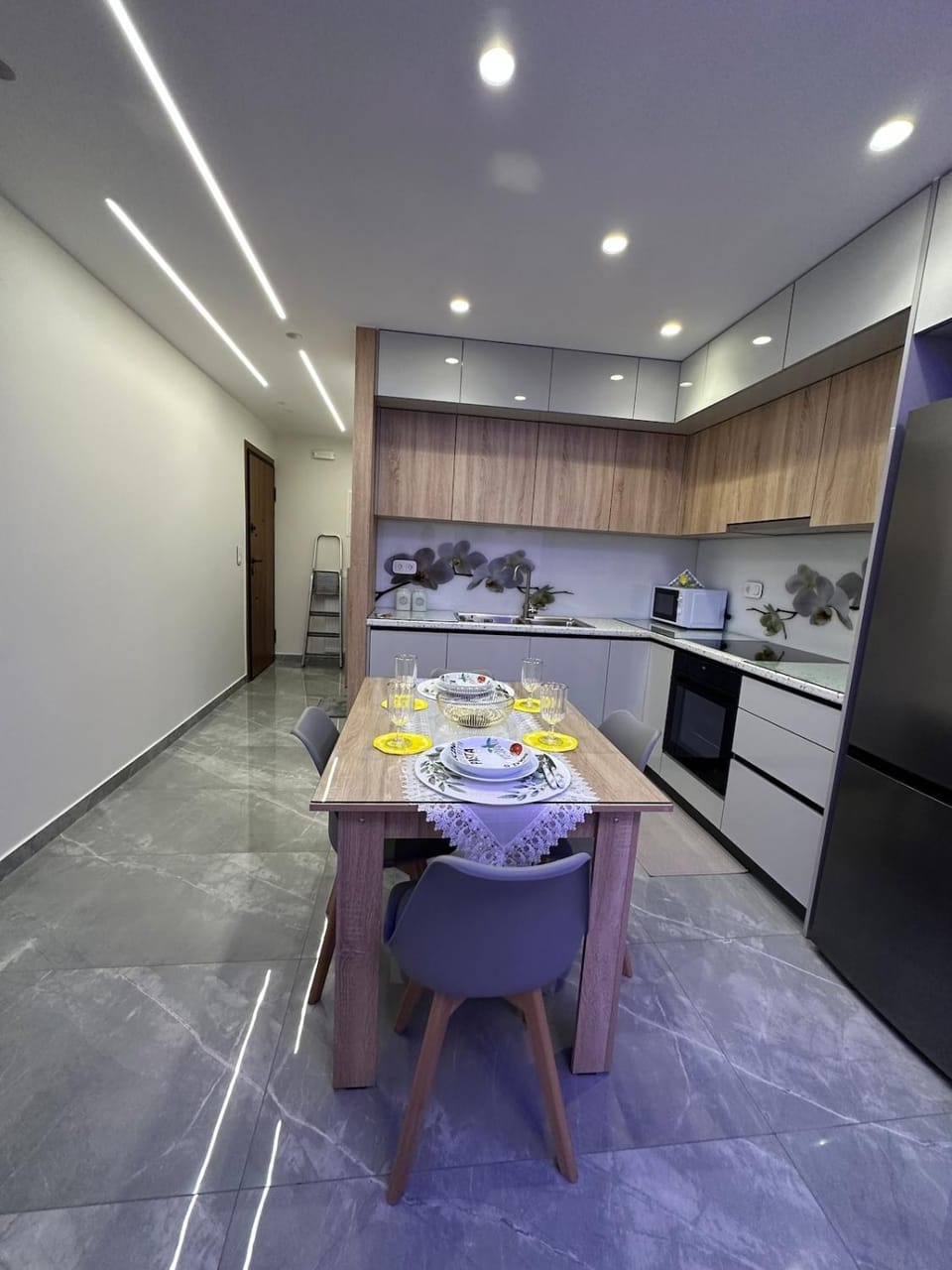 Luxury Haven Fully Renovated Designer Apartment Apartment in Pireas