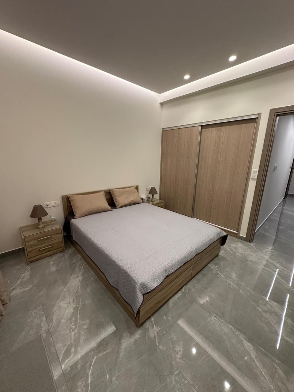 Luxury Haven Fully Renovated Designer Apartment Apartment in Pireas