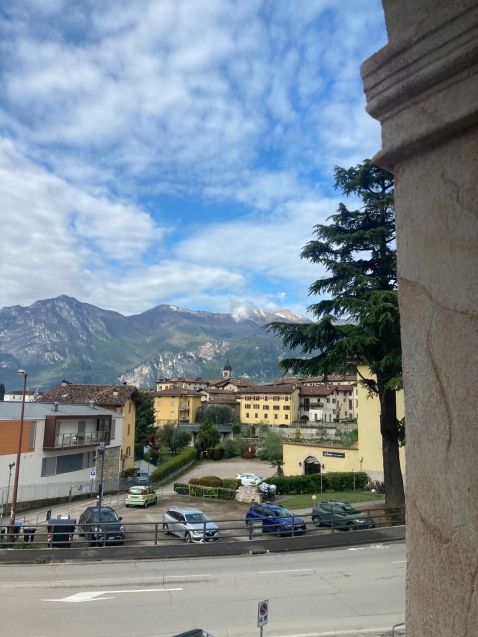 Natural landscape, Mountain view, Location