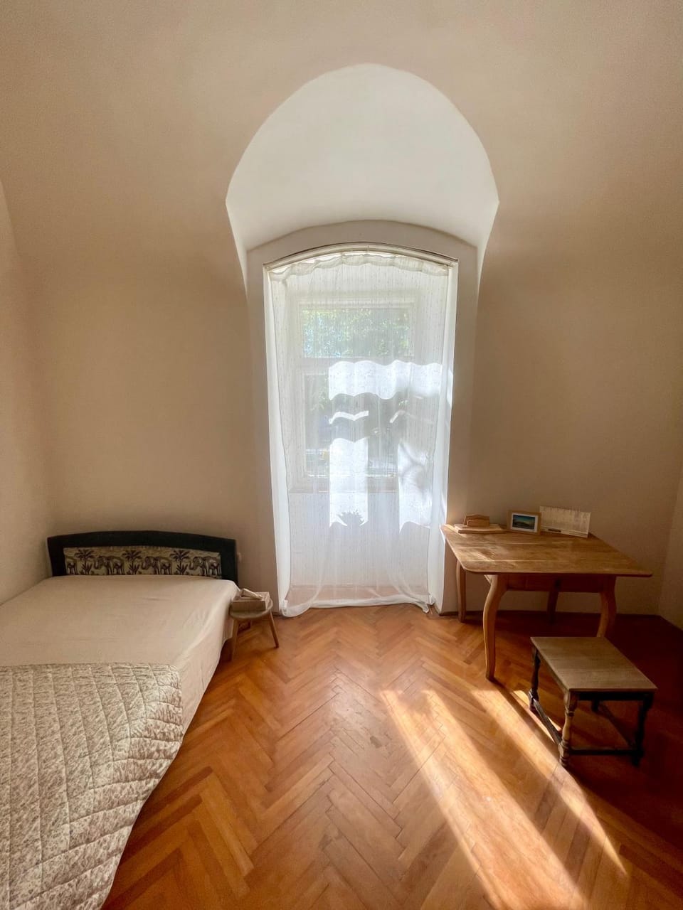 Almaszirom Apartment in Hungary