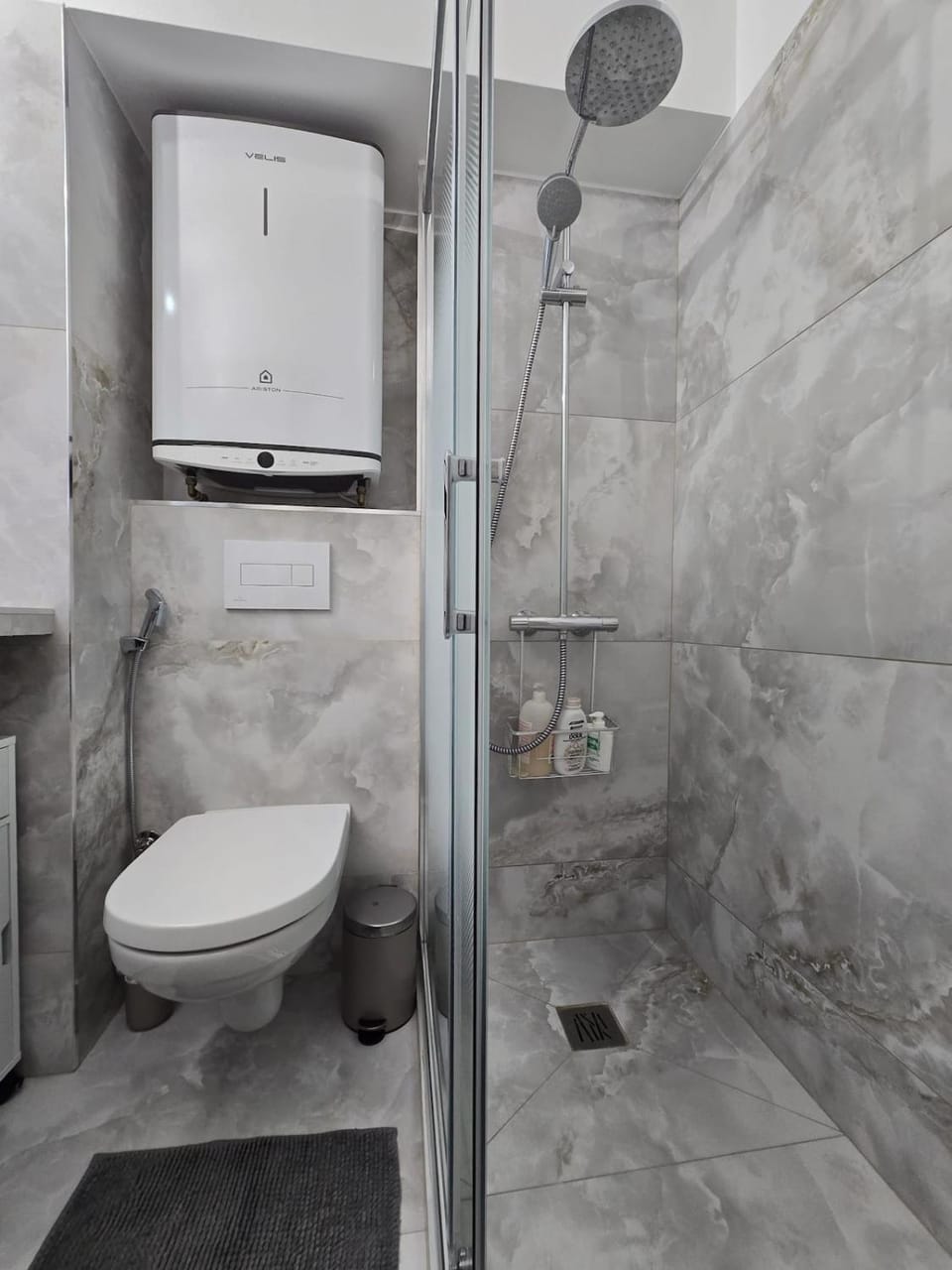 Cozy Seaside Studio with Private Parking Apartment in Nice