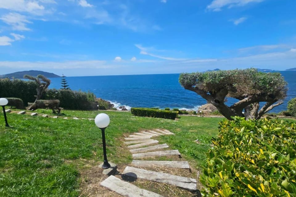Elegante alojamiento cerca de Vigo y playas Nature lodge in Galicia