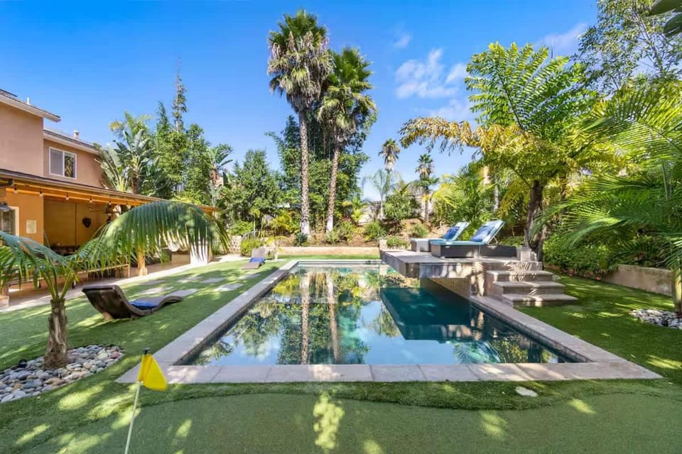 Backyard Dream - 5BR l Pool l Spa House in Vista
