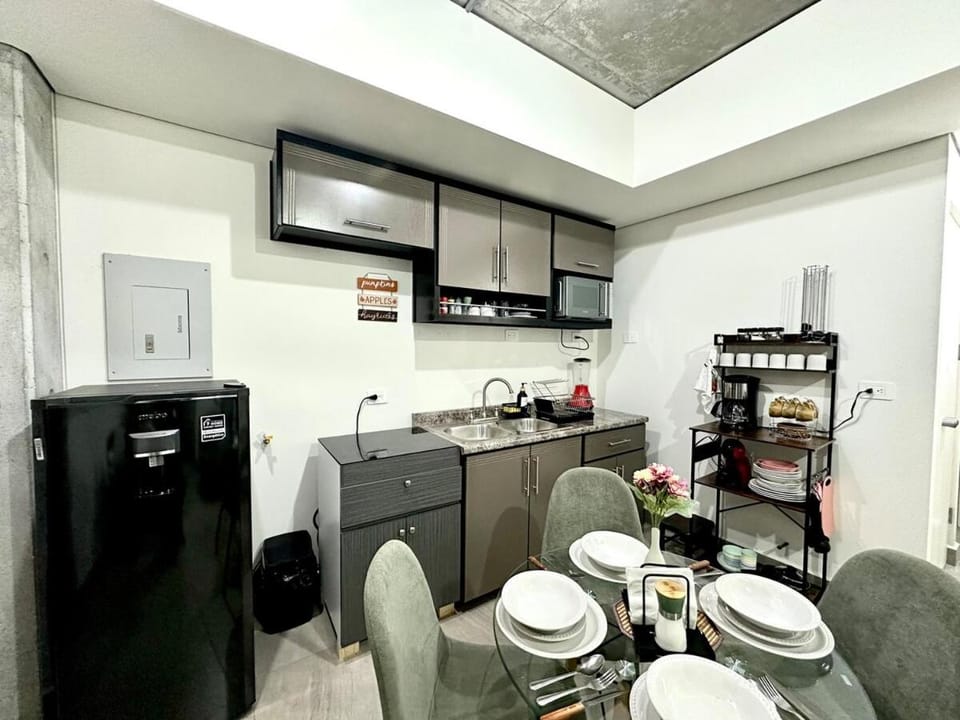 Communal kitchen, kitchen
