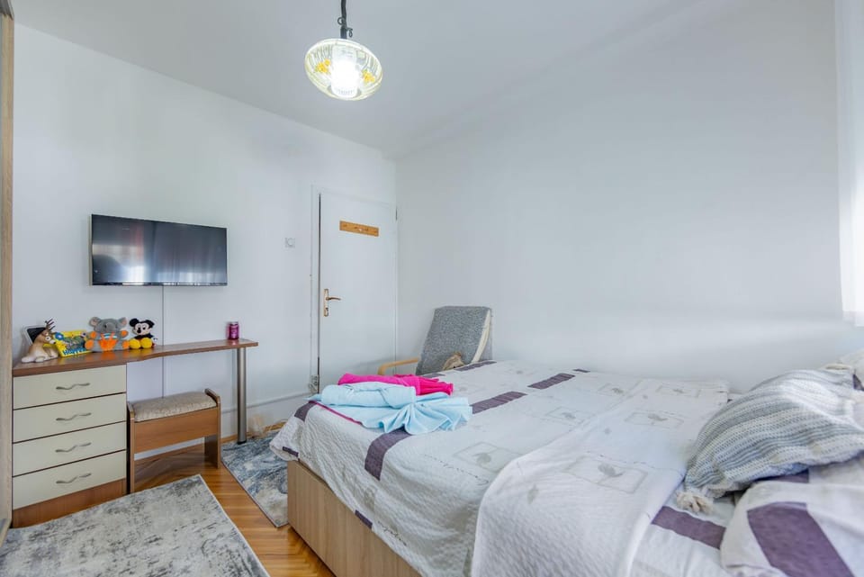 TV and multimedia, Bedroom