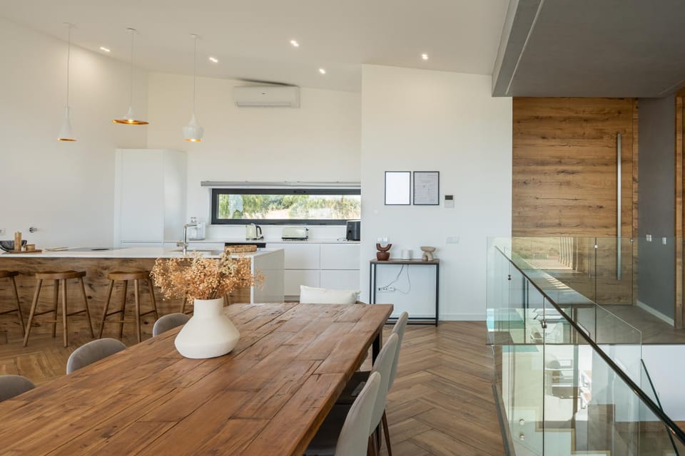 Living room, kitchen