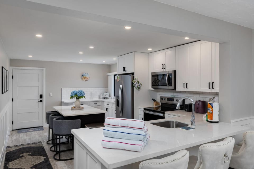 Pelican Perch Penthouse at Pointe Santo Apartment in Sanibel Island