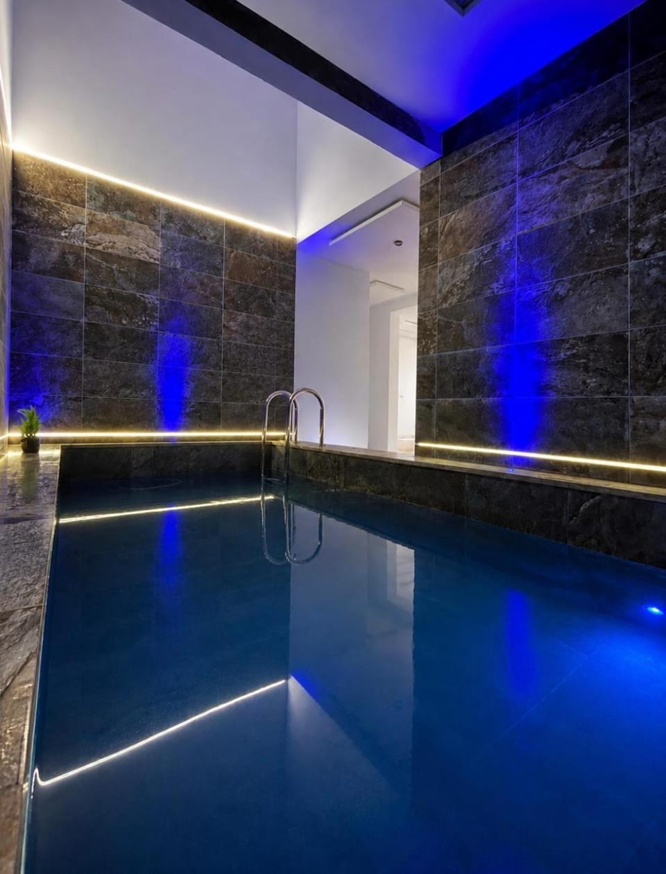 Magnifique Mini-Villa avec Piscine Privee Emplacement Ideal Calme & Confort en Famille House in Morocco