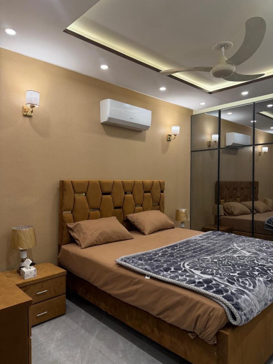 Bed, Bedroom