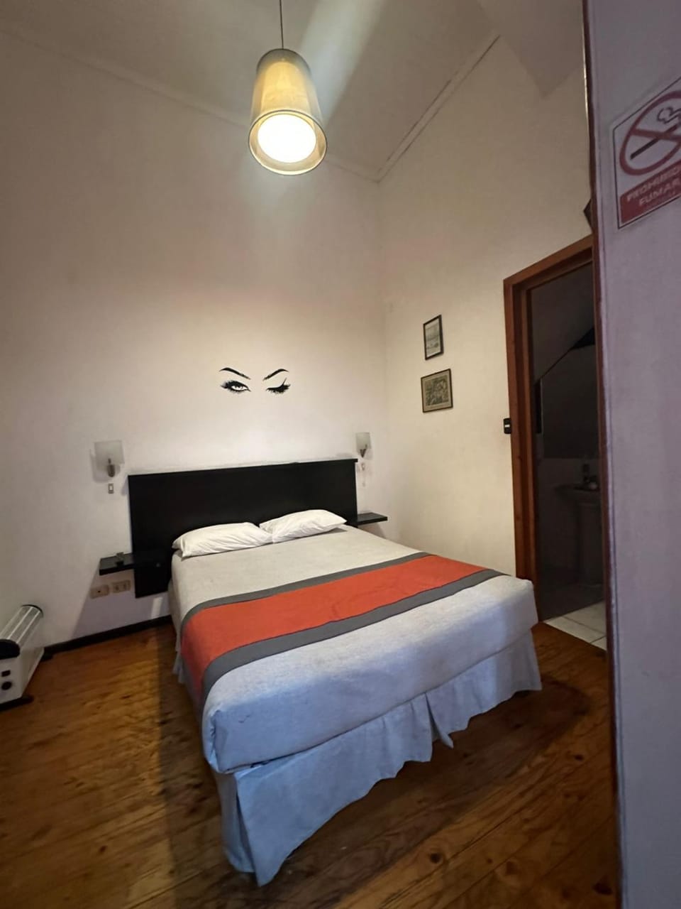 Da Vinci Hotel in Valparaiso