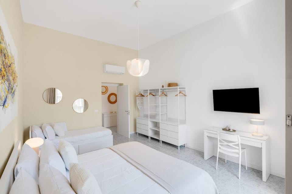 Sorrento Skyline 3BR Apartment Seaview Terrace Apartment in Sorrento