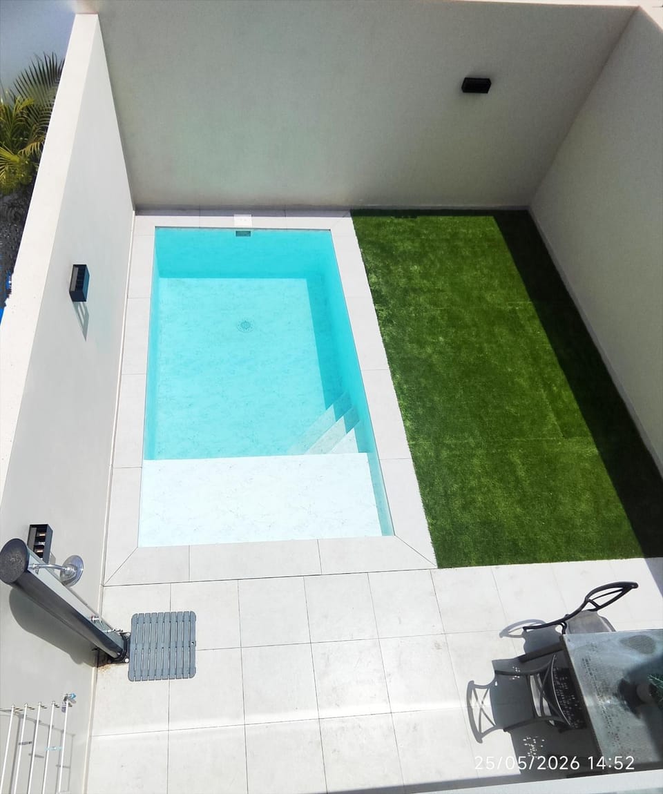 GOZAMENA Villa 167 PRIVATE POOL AND JACUZZY Villa in Corralejo