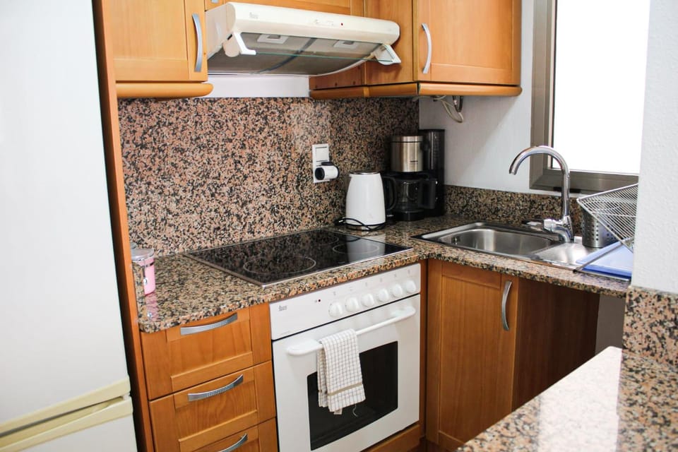 Kitchen or kitchenette, kitchen