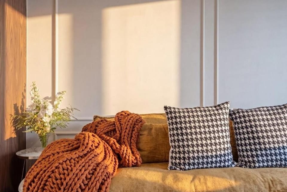 Welcome to The Paris Suite Apartment in Burleigh Heads
