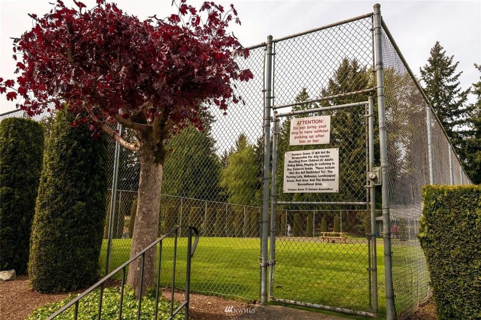Green & Quiet 3-BR with Basketball Court and Pool Apartment in Federal Way