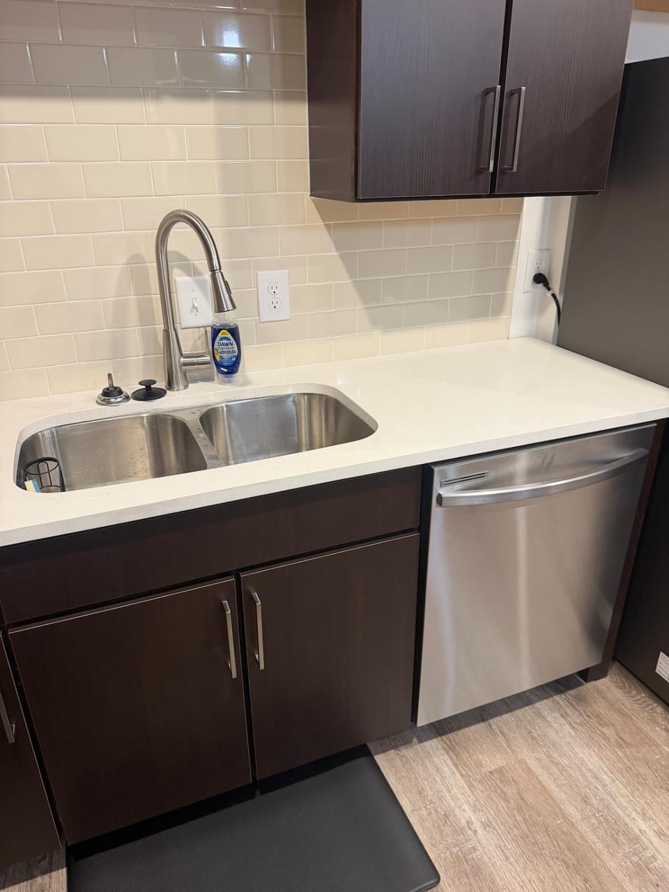 Steps to the Benz! Modern 2BR Apt Walk to Stadium Apartment in Atlanta