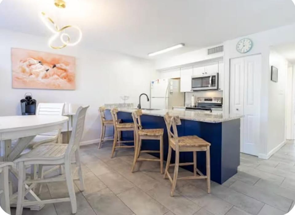Blue Surf Beach Getaway House in Miramar Beach