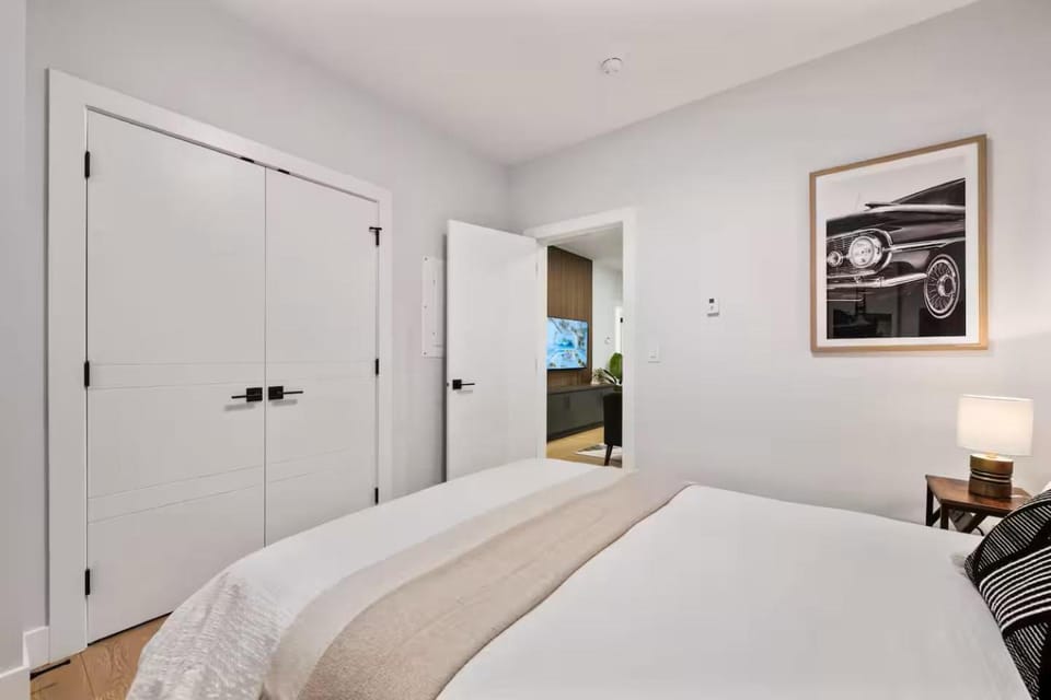The North Shore Luxe Suite Apartment in North Vancouver
