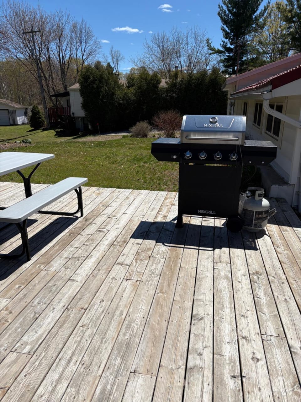 Beautiful Lakeside Escape House in Central Frontenac