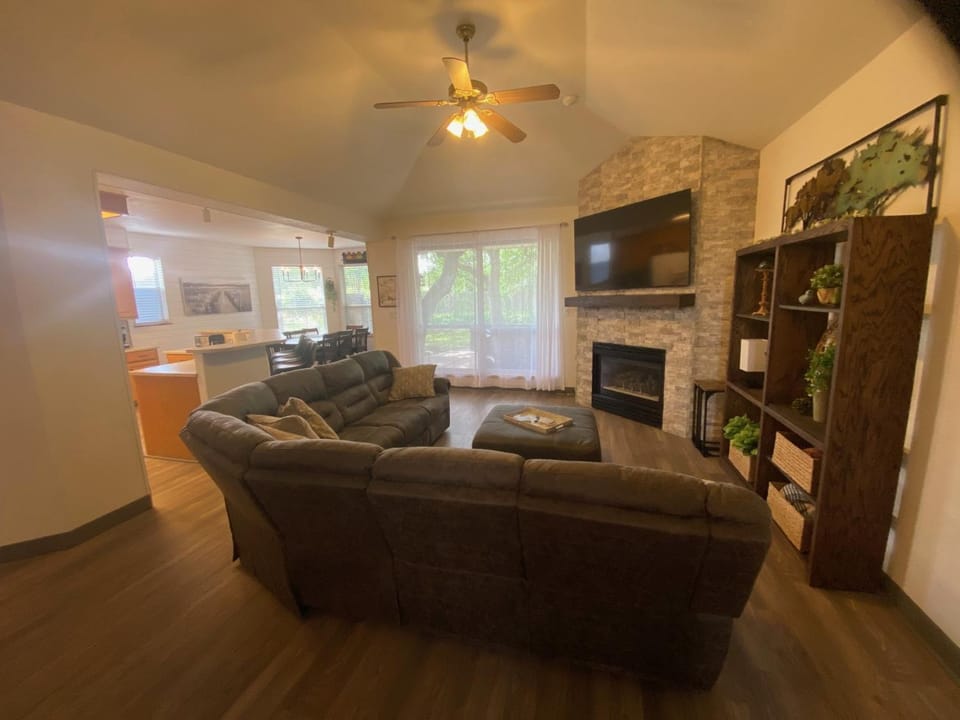 Delaware Springs Home House in Texas