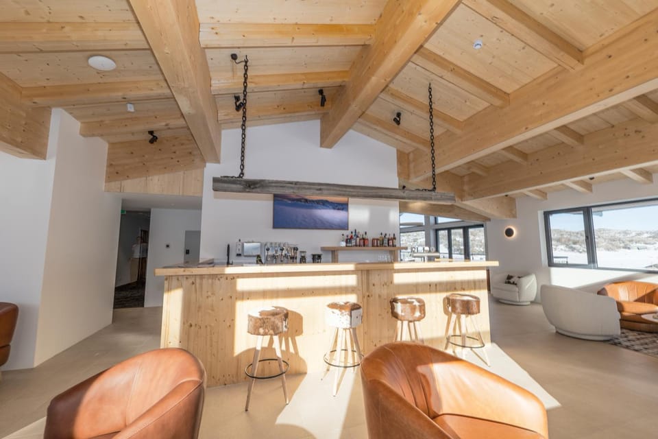 Lounge or bar